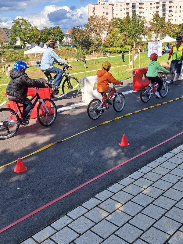 Cours collectifs vélo enfants pour les adhérents  d&#039;Alsace Vélo École